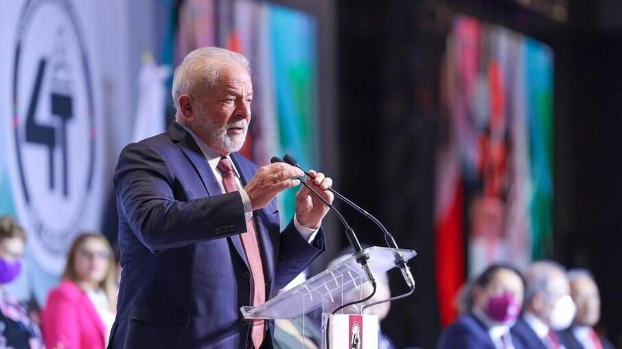 O Ex-presidente Luiz Inácio Lula da Silva fez um discurso na Câmara dos Deputados do México