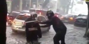 Deslizamento de terra mata uma pessoa na Brasilândia em SP