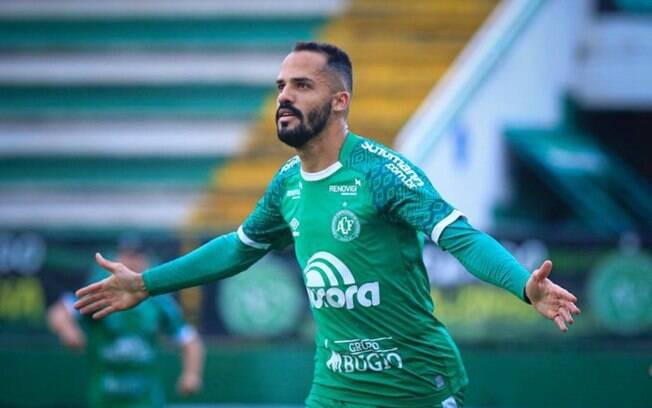 Anselmo Ramon deixa a Chapecoense e encaminha acordo com o CRB Anselmo Ramon deixa a Chapecoense e encaminha acordo com o CRB