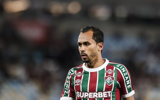 Santos tem interesse no meia Lima, ex-Fluminense Santos tem interesse no meia Lima, ex-Fluminense