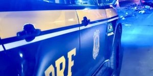 Acidente interdita Fernão Dias no km 59, sentido São Paulo