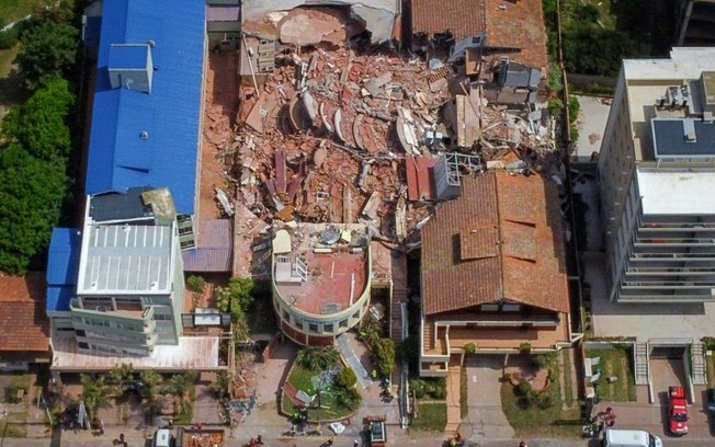 Vista aérea do Hotel Dubrovnik, em Villa Gesell (Argentina), em 29 de outubro de 2024