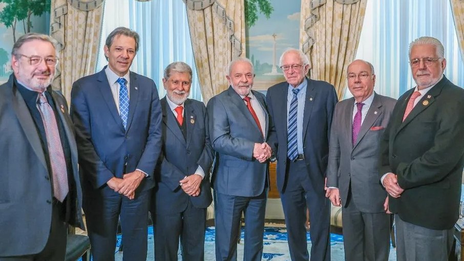 Lula e o senador Bernie Sanders