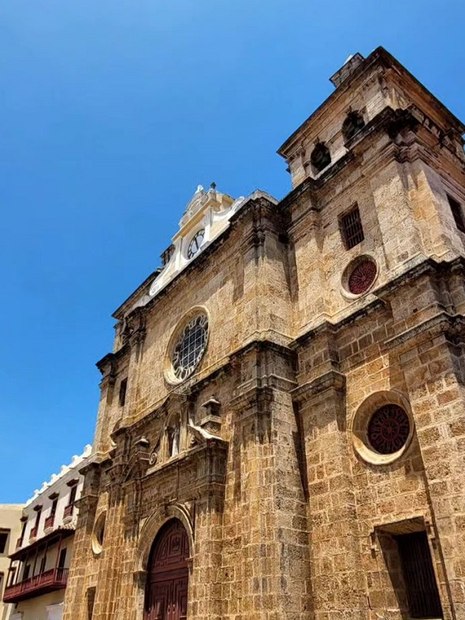 Fachada da Igreja de San Pedro Claver, na Cartagena (Colômbia)