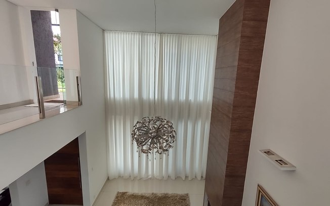 Persianas automatizadas ganham espaço em projetos de casas inteligentes em BH