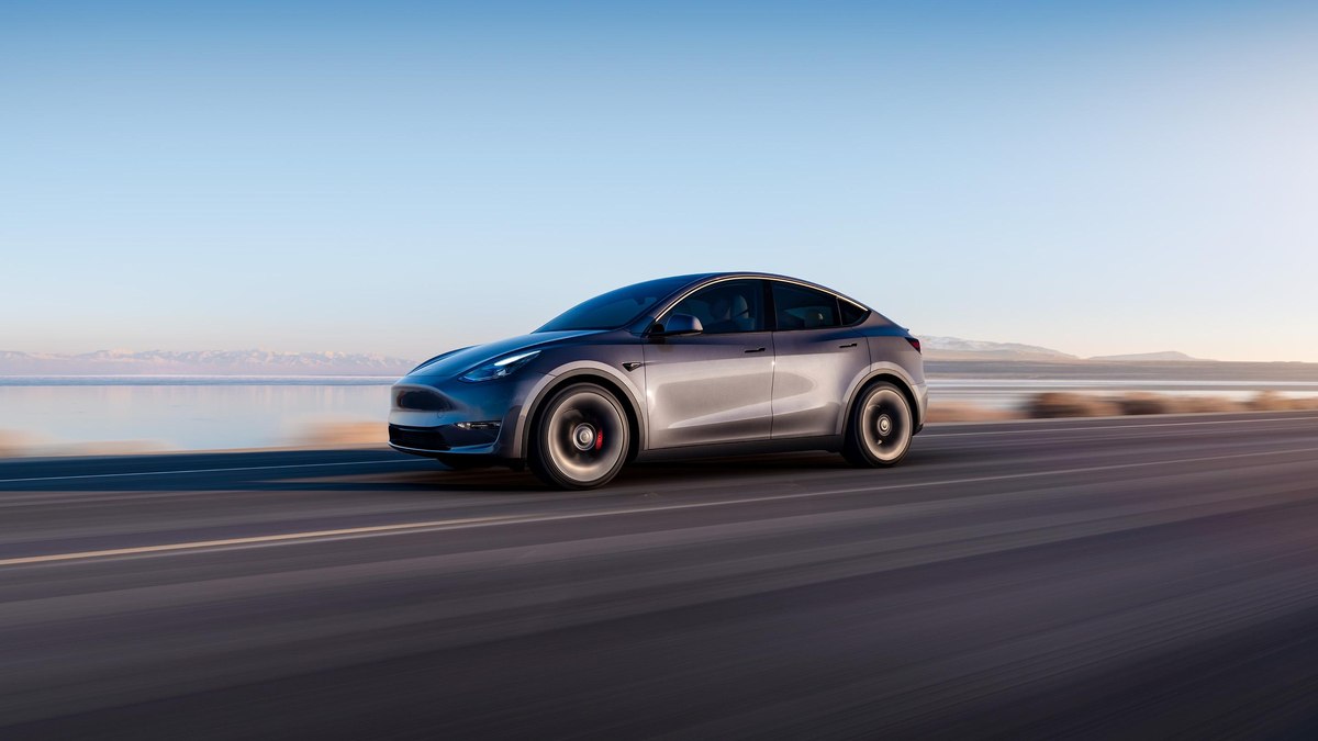 Model Y é modelo intermediário na gama da Tesla, mas é querido pelo público europeu