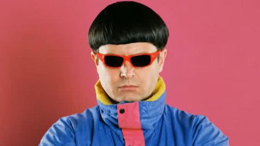Oliver Tree morreu em um acidente aéreo no Rio de Janeiro.