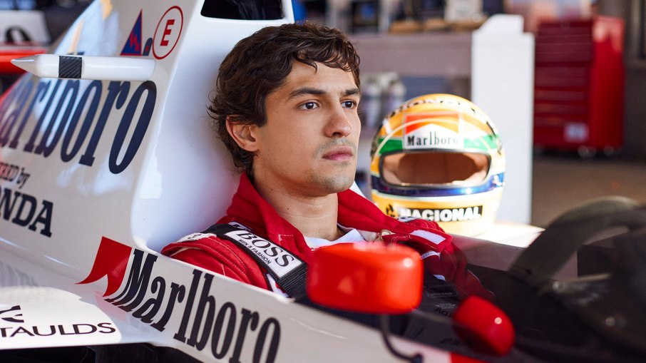 Gabriel Leone como Ayrton Senna em minissérie da Netflix