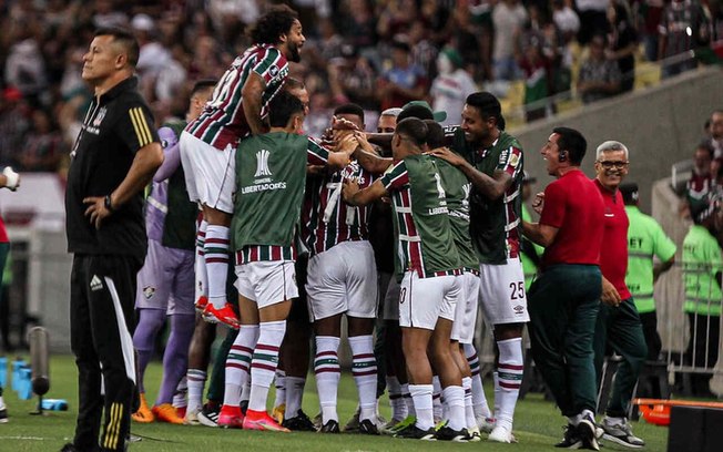 Fluminense venceu o Colo Colo por 2 a 1 na noite desta terça-feira, no Maracanã