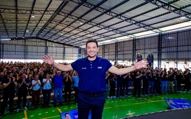 Gazin bate recorde de R$ 11 bilhões e anuncia 14º salário