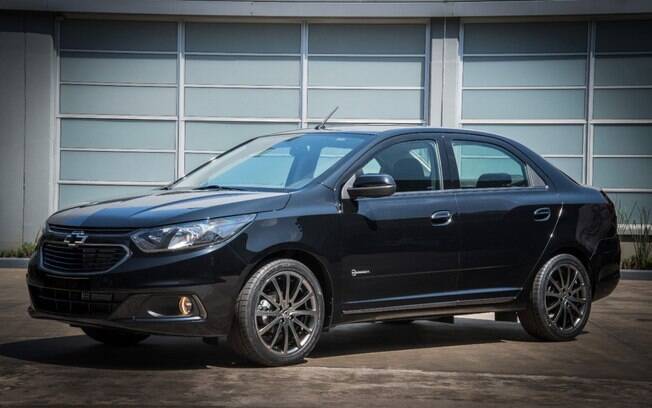 Com acabamento na cor preta, o Chevrolet Cobalt Midnight deve ser a estreia no Brasil da série limitada que já existe nos EUA.