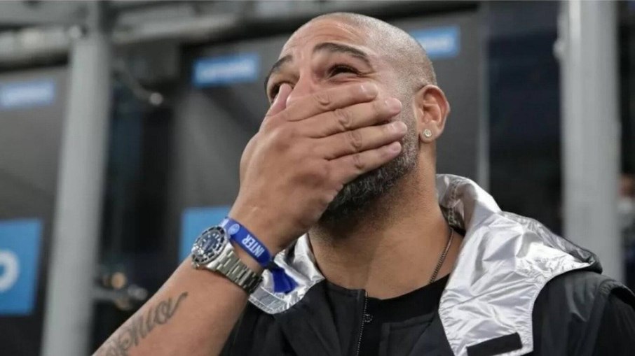 Adriano volta a jogar futebol dois anos depois nos Estados Unidos