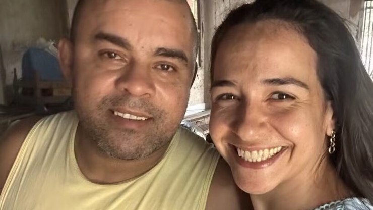 Adolescente%20confessa%20assassinato%20dos%20pais%20e%20irm%C3%A3o