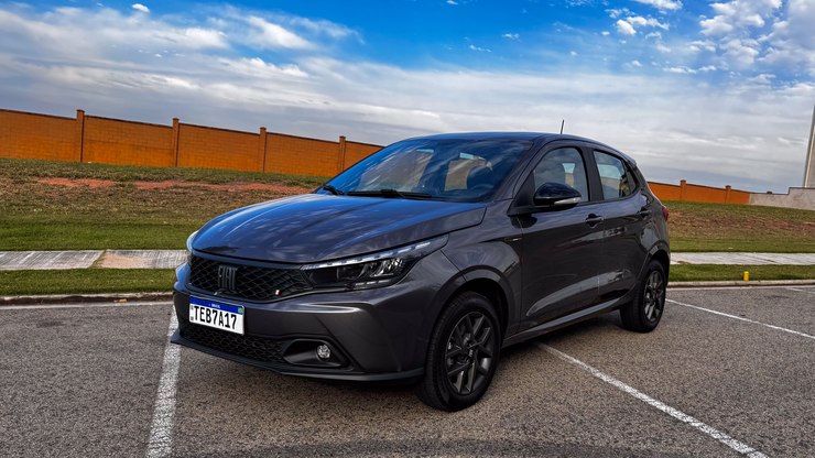 Argo Drive 1.3 CVT mantém posto de automático mais barato do país