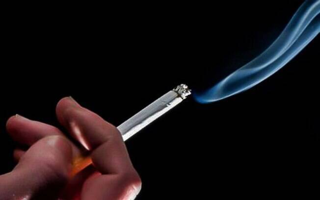 Consumo de cigarro pode gerra onda de câncer no pulmão em 2020