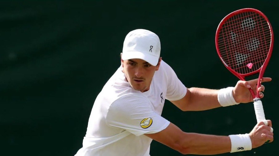 João Fonseca tenta chegar às primeiras oitavas de Wimbledon da carreira João Fonseca tenta chegar às primeiras oitavas de Wimbledon da carreira