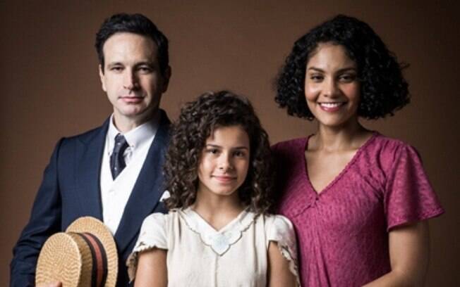 Shirley (Bárbara Reis), Inês (Gabriella Saraivah) e João Aranha (Caco Ciocler)
