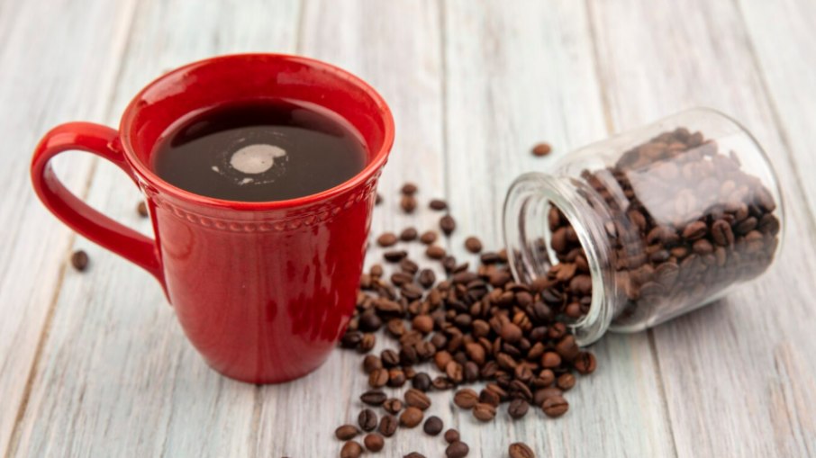 Cápsulas e pacotes de café estão com descontos no site da Amazon e podem ser encontrados com preços mais baixos do que em supermercados Cápsulas e pacotes de café estão com descontos no site da Amazon e podem ser encontrados com preços mais baixos do que em supermercados