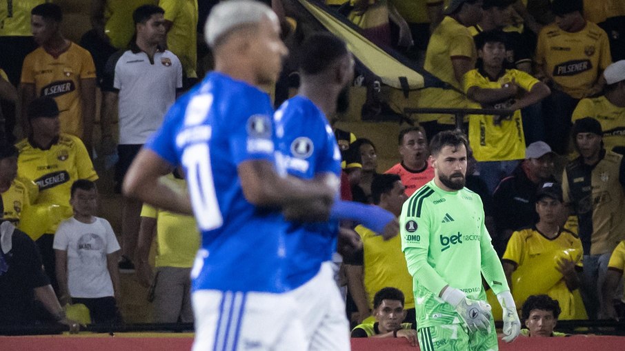 Matheus Cunha teve atuação segura diante do Barcelona em Guayaquil