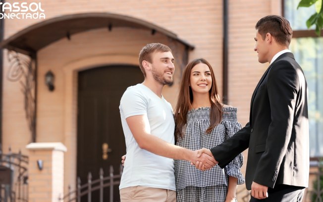 Invest Negócios Imobiliários deve lançar nos próximos meses mais de 2 mil moradias e busca por corretores e estagiários Invest Negócios Imobiliários deve lançar nos próximos meses mais de 2 mil moradias e busca por corretores e estagiários