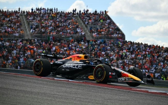 O carro da Red Bull de Max Verstappen durante a corrida sprint do Grande Prêmio dos EUA, em 19 de outubro de 2024