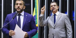 PF faz operação contra Sóstenes e Jordy, no Rio