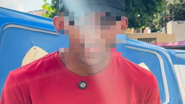 Homem%20%C3%A9%20preso%20ap%C3%B3s%20fingir%20ser%20PM%20para%20almo%C3%A7ar%20de%20gra%C3%A7a%20em%20Goi%C3%A1s