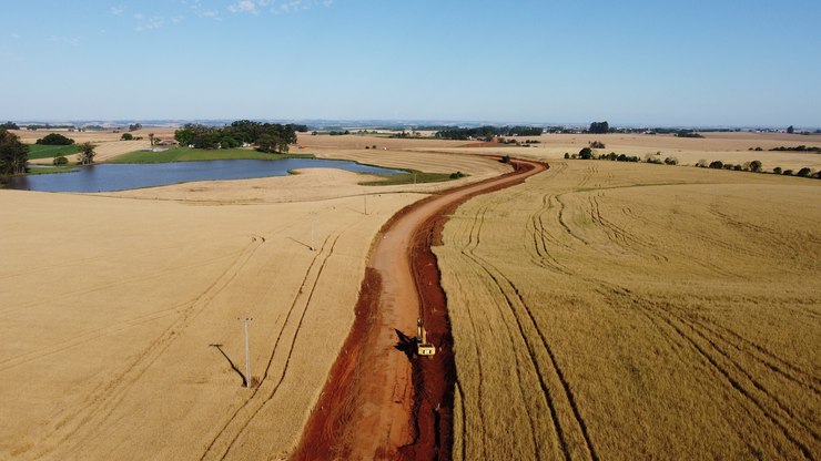 Estradas travam escoamento e lideranças cobram obras no RS
