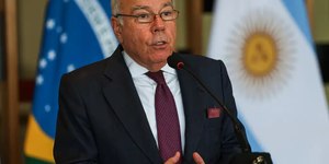 Itamaraty contesta nova taxa dos EUA sobre produtos brasileiros