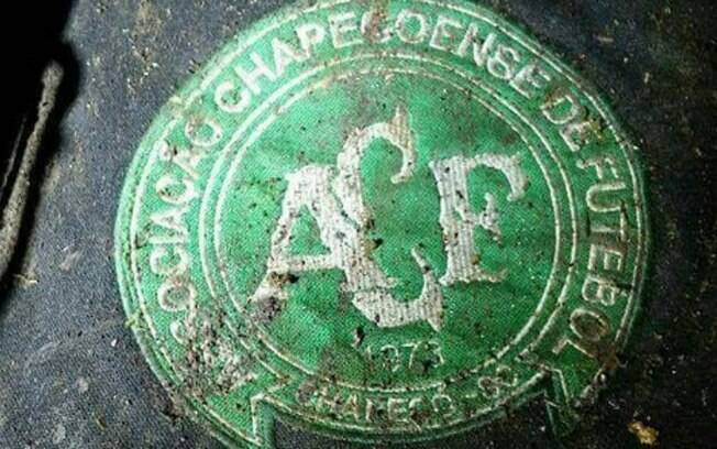 Símbolo da Chapecoense sujo após acidente se tornou marcante 