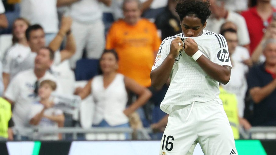 Endrick entrou na reta final do segundo tempo da partida contra o Valladolid e balançou as redes pela primeira vez com a camisa do Real Madrid