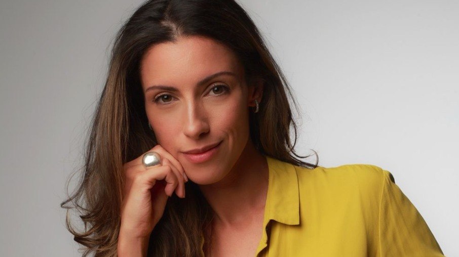 Marina Rigueira interpreta Vivian em trama das 7 da TV Globo Marina Rigueira interpreta Vivian em trama das 7 da TV Globo