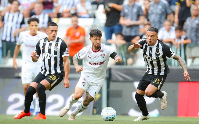 Técnico disse que gols em sequência prejudicaram plano do Flu no jogo