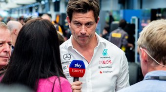 Mercedes cogita Alonso e Sainz, mas diz: 