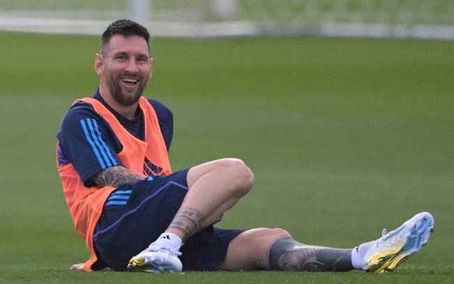 Messi quer descanso e não será emprestado pelo Inter Miami, diz jornalista