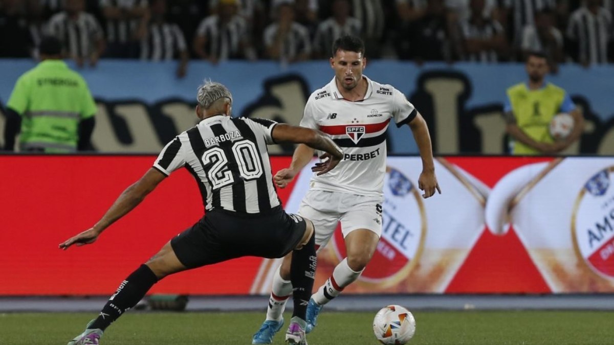 São Paulo recebe o Botafogo em jogo de volta das quartas