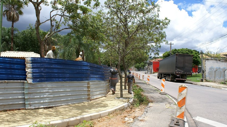 Revitalização da calçada é a última parte da 1ª parte das obras