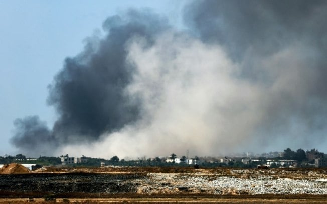 O Exército de Israel anunciou as mortes por 'fogo amigo' de cinco soldados durante combates no norte da Faixa de Gaza