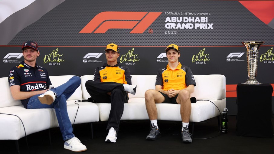 Verstappen, Norris e Piastri chegam com chances de título em Abu Dhabi Verstappen, Norris e Piastri chegam com chances de título em Abu Dhabi