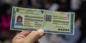 Nova identidade pode ser solicitada sem sair de casa; saiba como