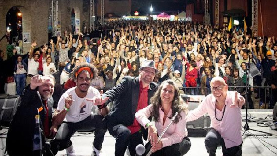 Divulgação será em evento gratuito na Casa das Culturas, em Santos, a partir das 18h, com shows de artistas locais Divulgação será em evento gratuito na Casa das Culturas, em Santos, a partir das 18h, com shows de artistas locais