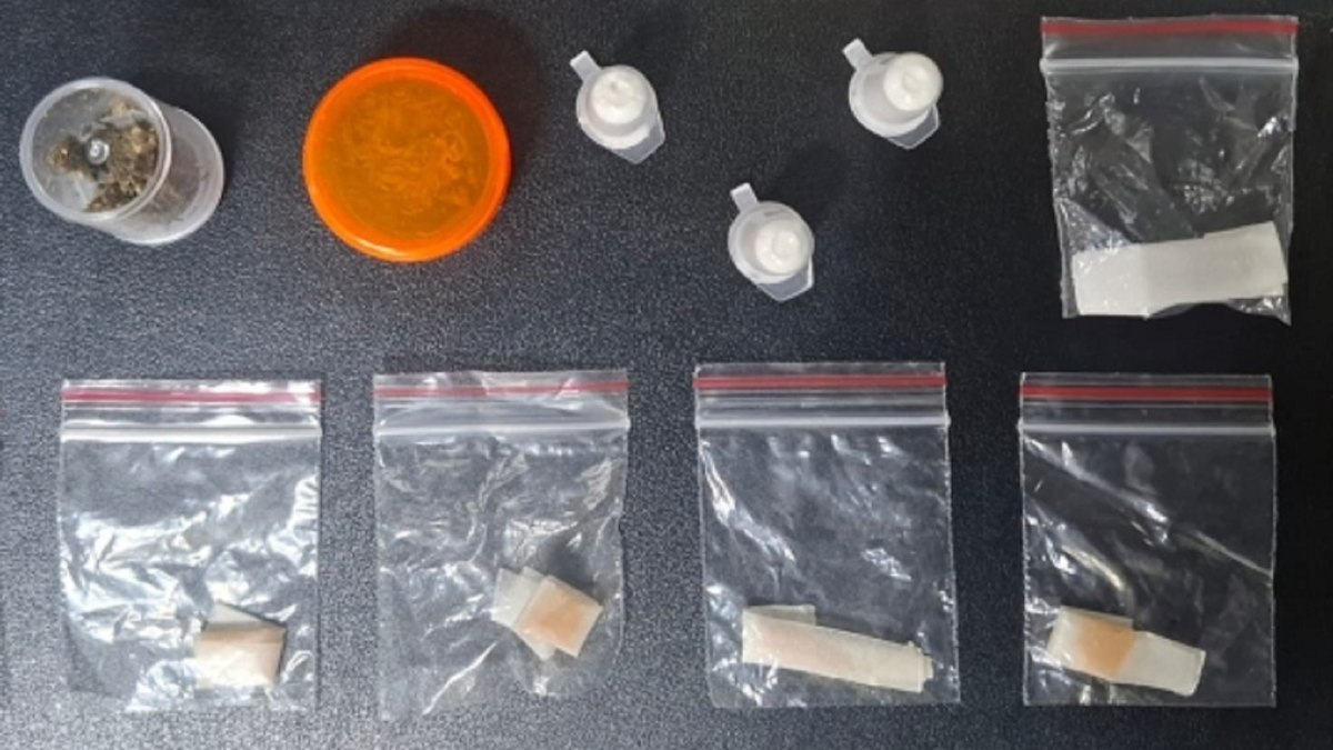 Passageiro da motocicleta foi levado à Delegacia e liberado Passageiro da motocicleta foi levado à Delegacia e liberado