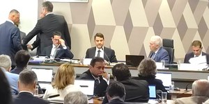 Jorge Messias defende equilíbrio entre os Poderes