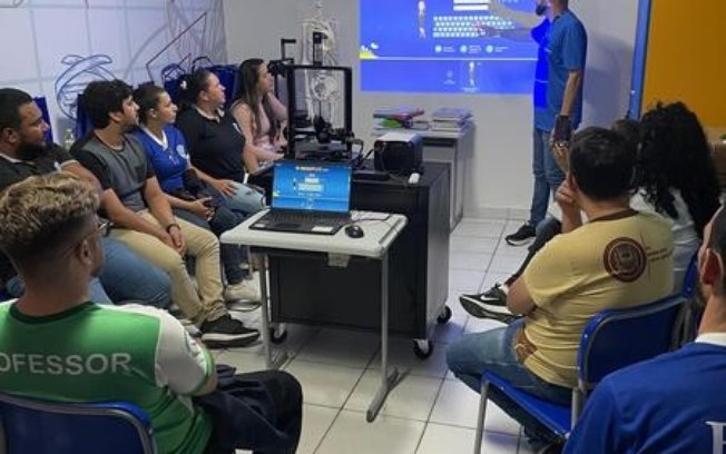 Cajazeiras, no sertão da PB, adota tecnologia 3D nas escolas