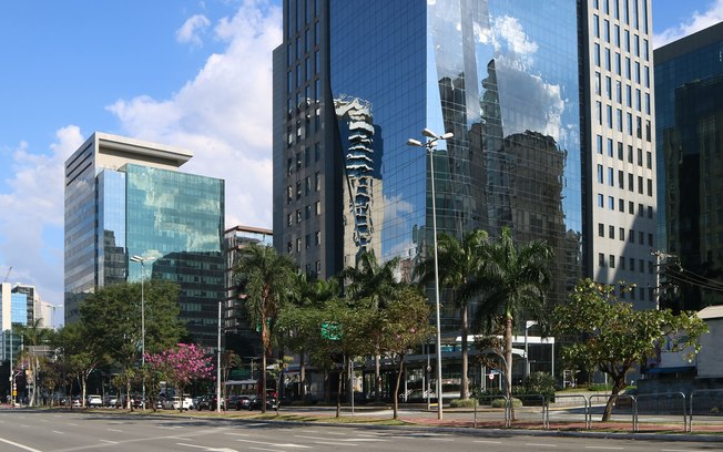 VERT reúne oito certificações ANBIMA no mercado de capitais