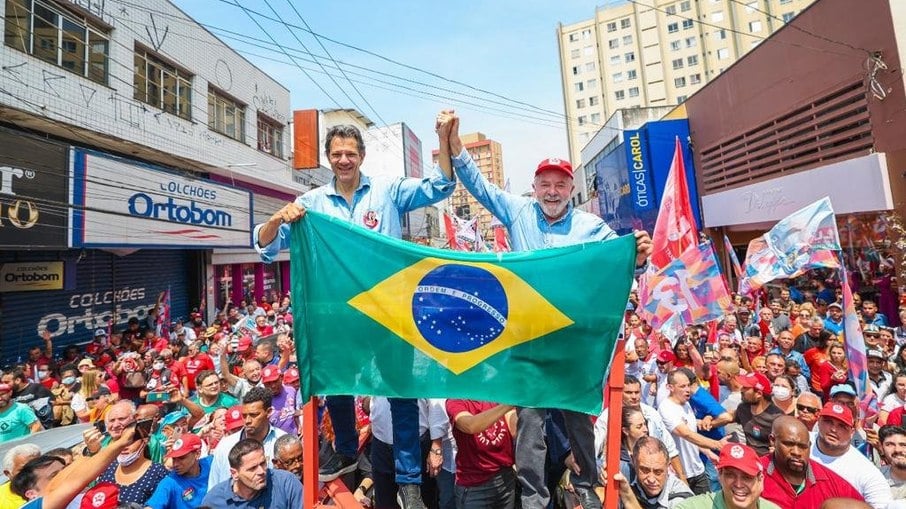 Lula e Haddad durante campanha em São Bernardo do Campo