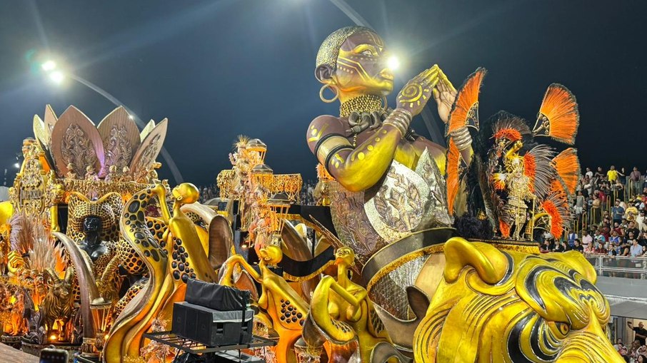 Império de Casa Verde abriu o desfile do Grupo Especial do Carnaval de São Paulo. Império de Casa Verde abriu o desfile do Grupo Especial do Carnaval de São Paulo.