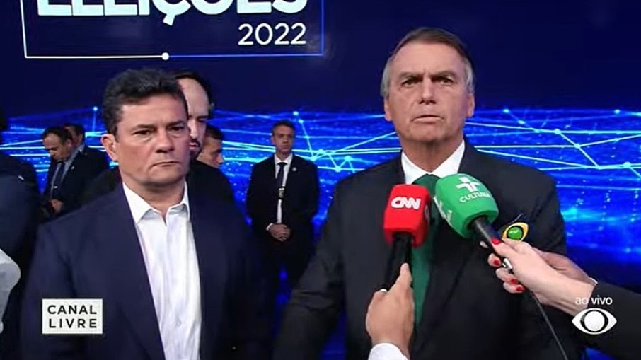No debate ocorrido na Band entre os candidatos à presidência, Moro acompanhou Bolsonaro 