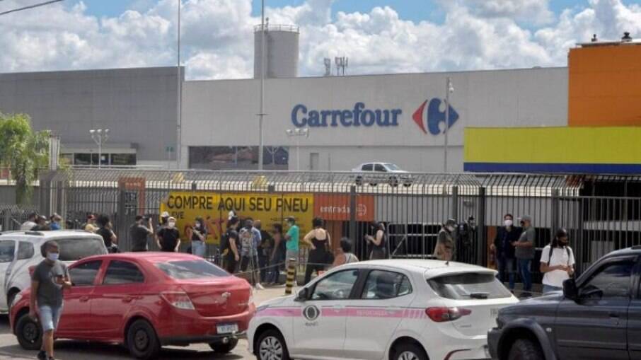 Carrefour faz mutirão para contratar refugiados na próxima terça (15)