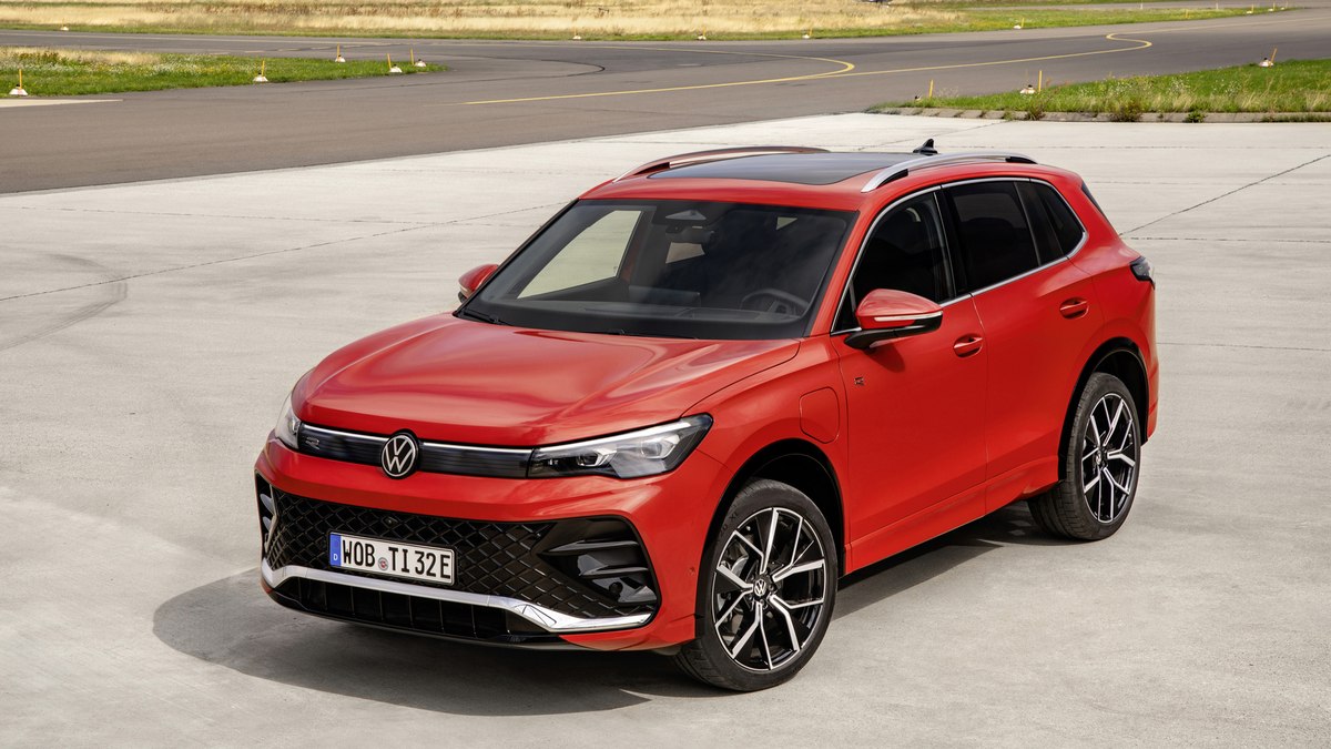Nova geração do Volkswagen Tiguan estreia na Europa com motor híbrido